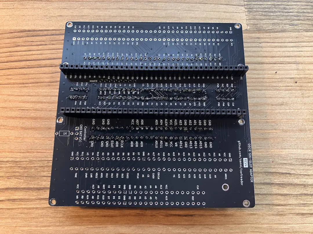 6 slots PCB のハンダ付けがすべて終わったところの裏側