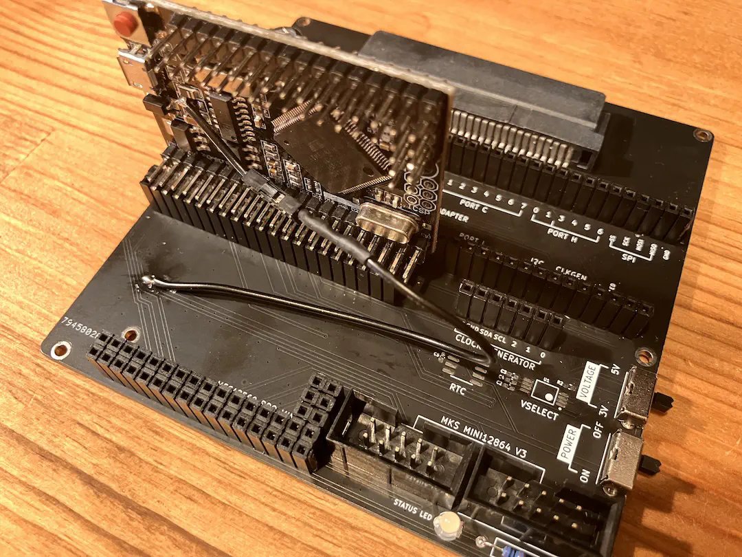 Mega 2560 Pro、Clock Generator、MKS MINI12864 V3 LCD を取り付けたところ